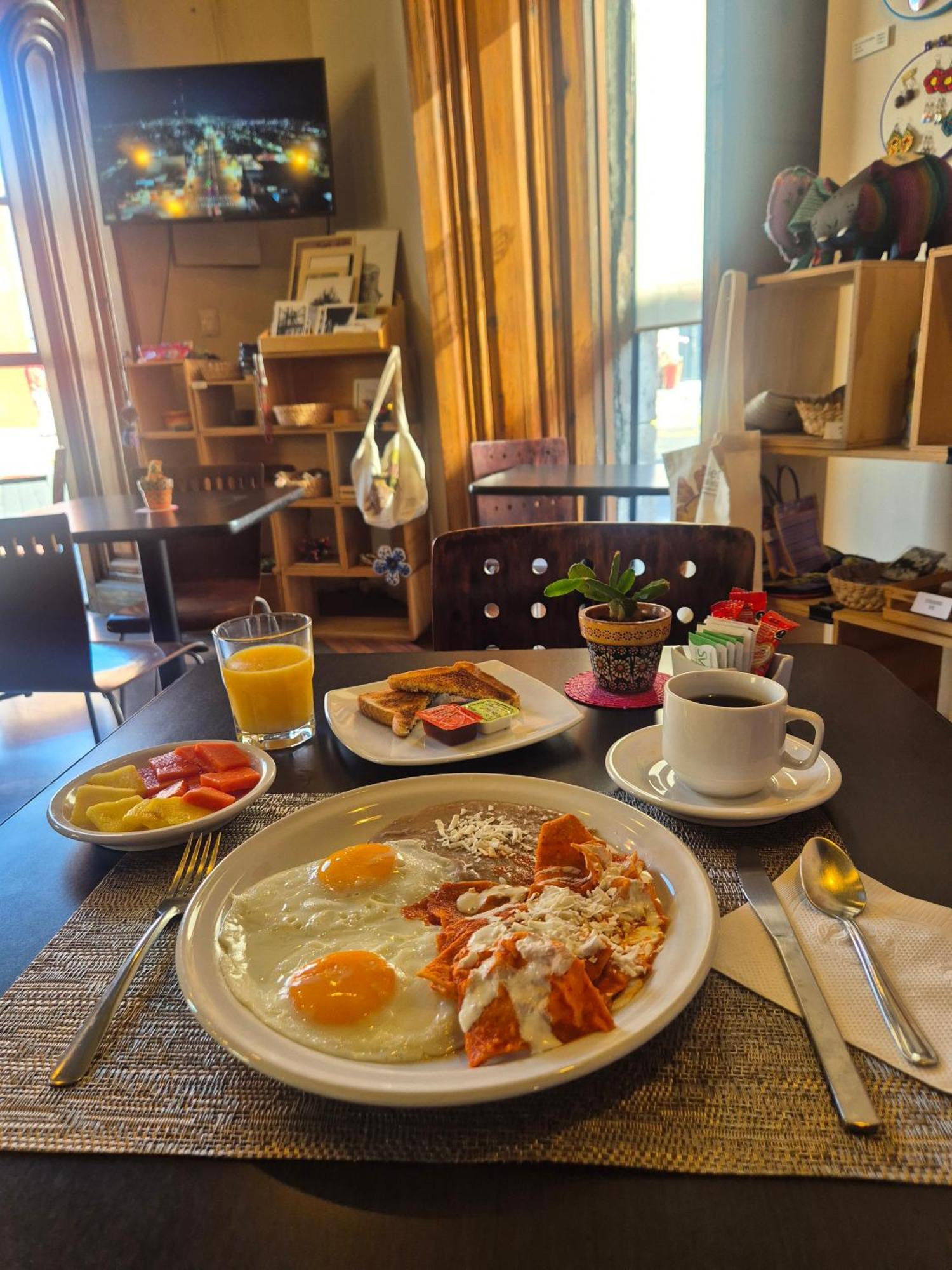Portico Hotel & Galeria Morelia Zewnętrze zdjęcie